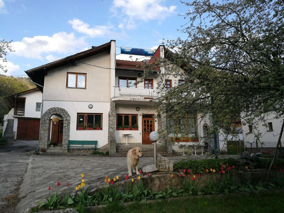 Самостоятелни Стаи В Къща За Гости Балкан Ribarica Eksteriør billede